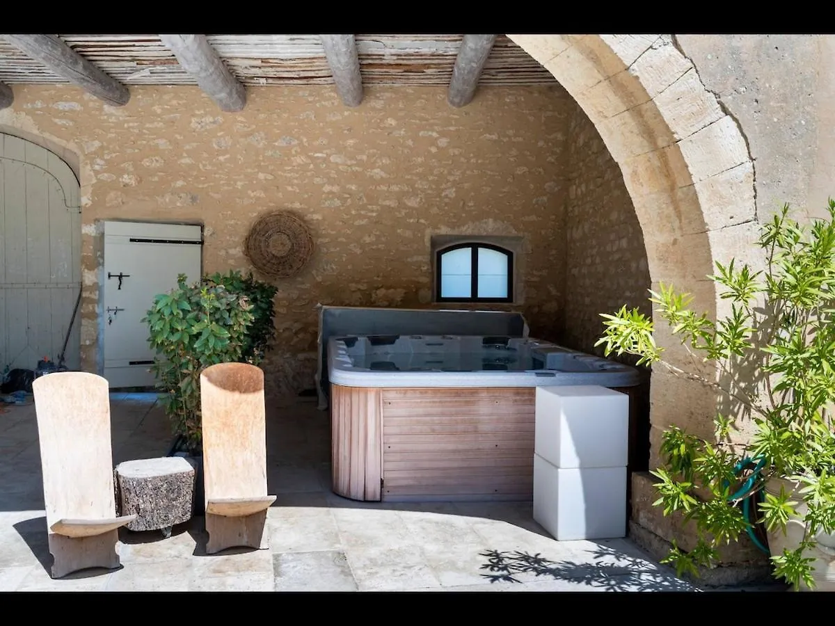 Gite De Charme Face Au Luberon, Avec Jacuzzi Oppede Holiday home